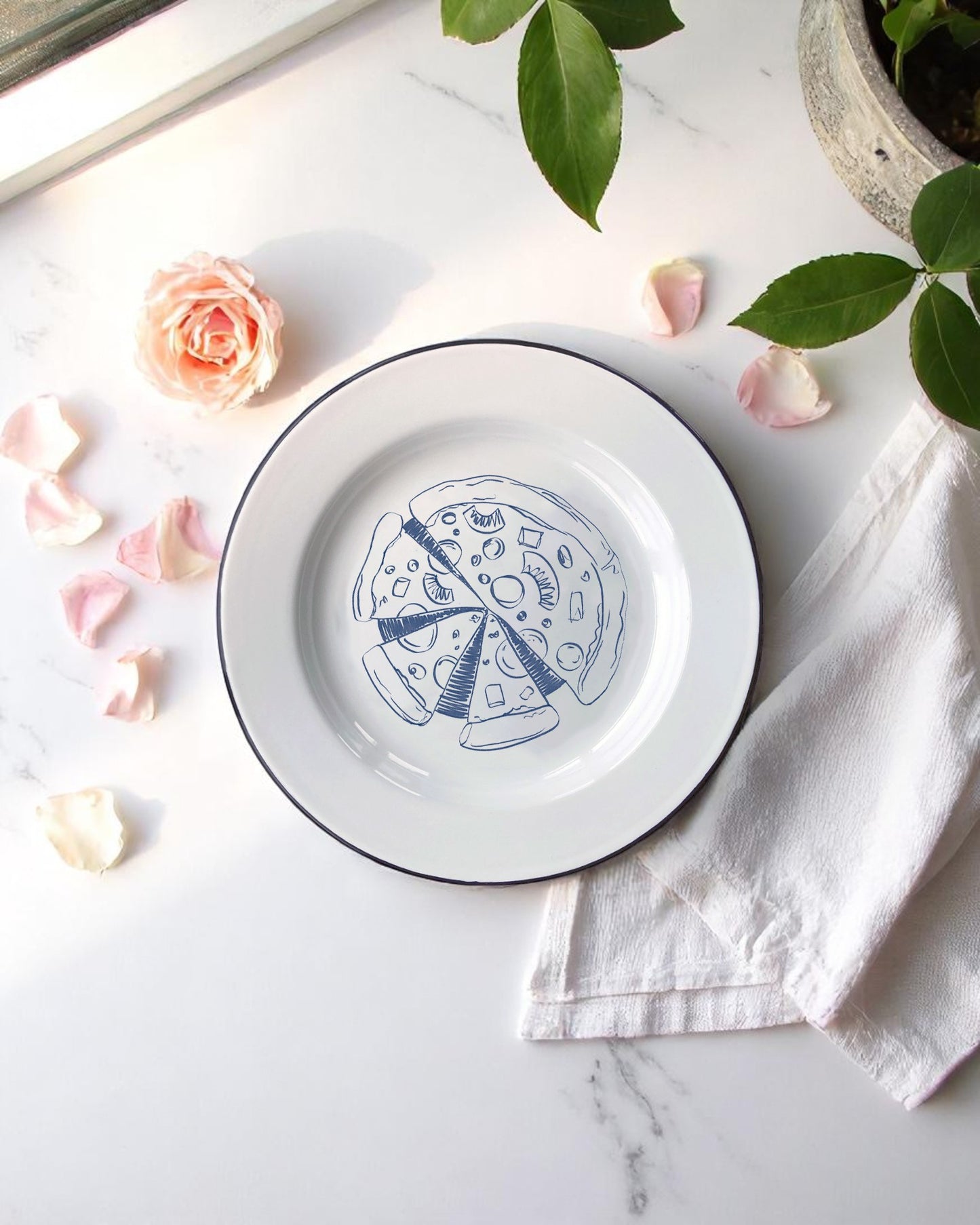 Pizza, enamel plate